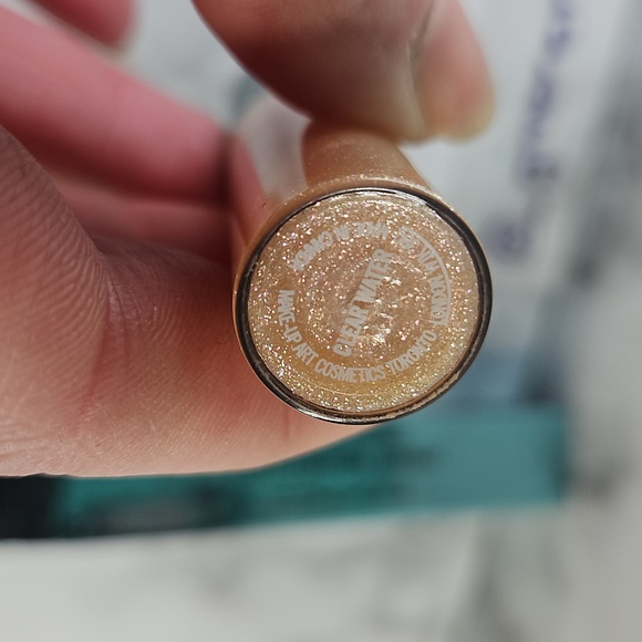 NIB MAC ALLURING AQUATIC LIPGLASS ORIGINAL SHADES FORMULA LARGER SIZE! - Picture 9 of 17